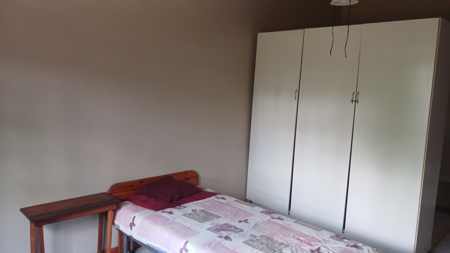  Bedroom Property for Sale in Vredenhof Sh Free State